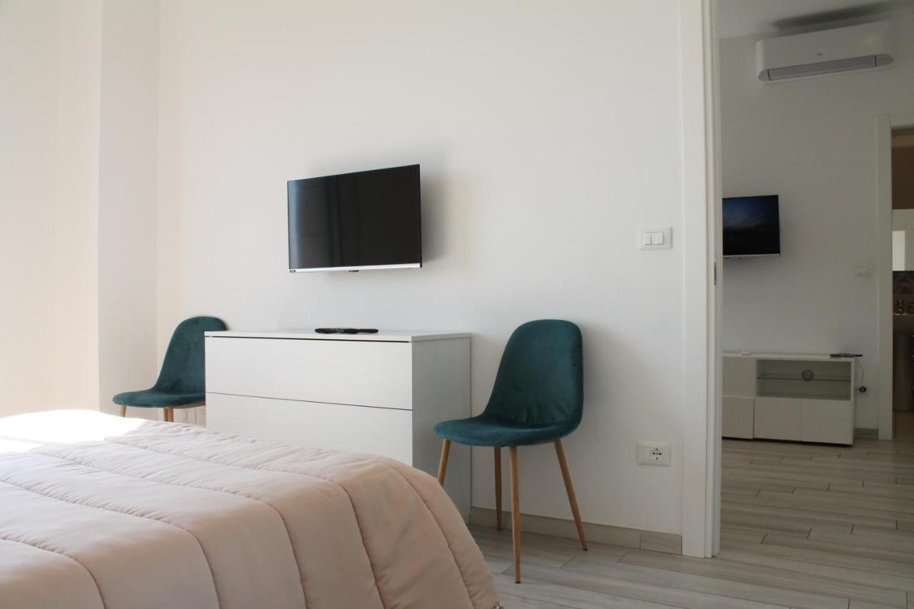 Da Mariella Case Vacanza - Bilocale Sunset Vista Mare 산레모 외부 사진