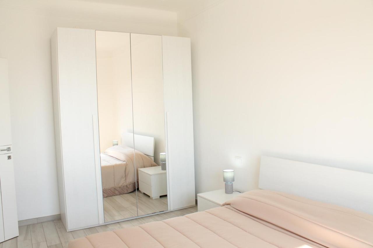 Da Mariella Case Vacanza - Bilocale Sunset Vista Mare 산레모 외부 사진